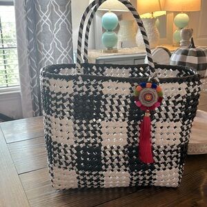 Mexican Shopping Bag with Tessel